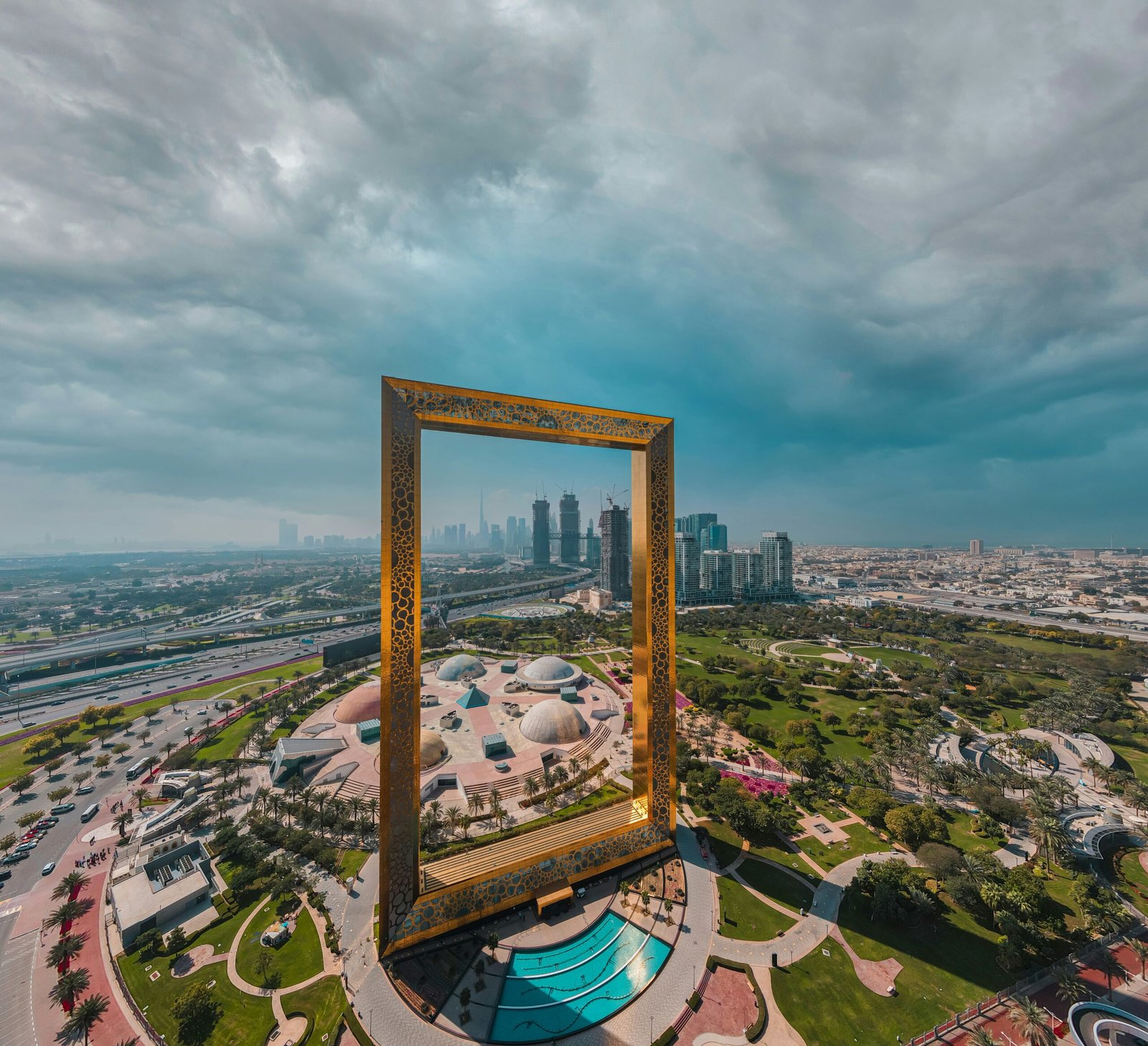 ahmed-aldaie-lVSrpZ-0B8o-unsplash