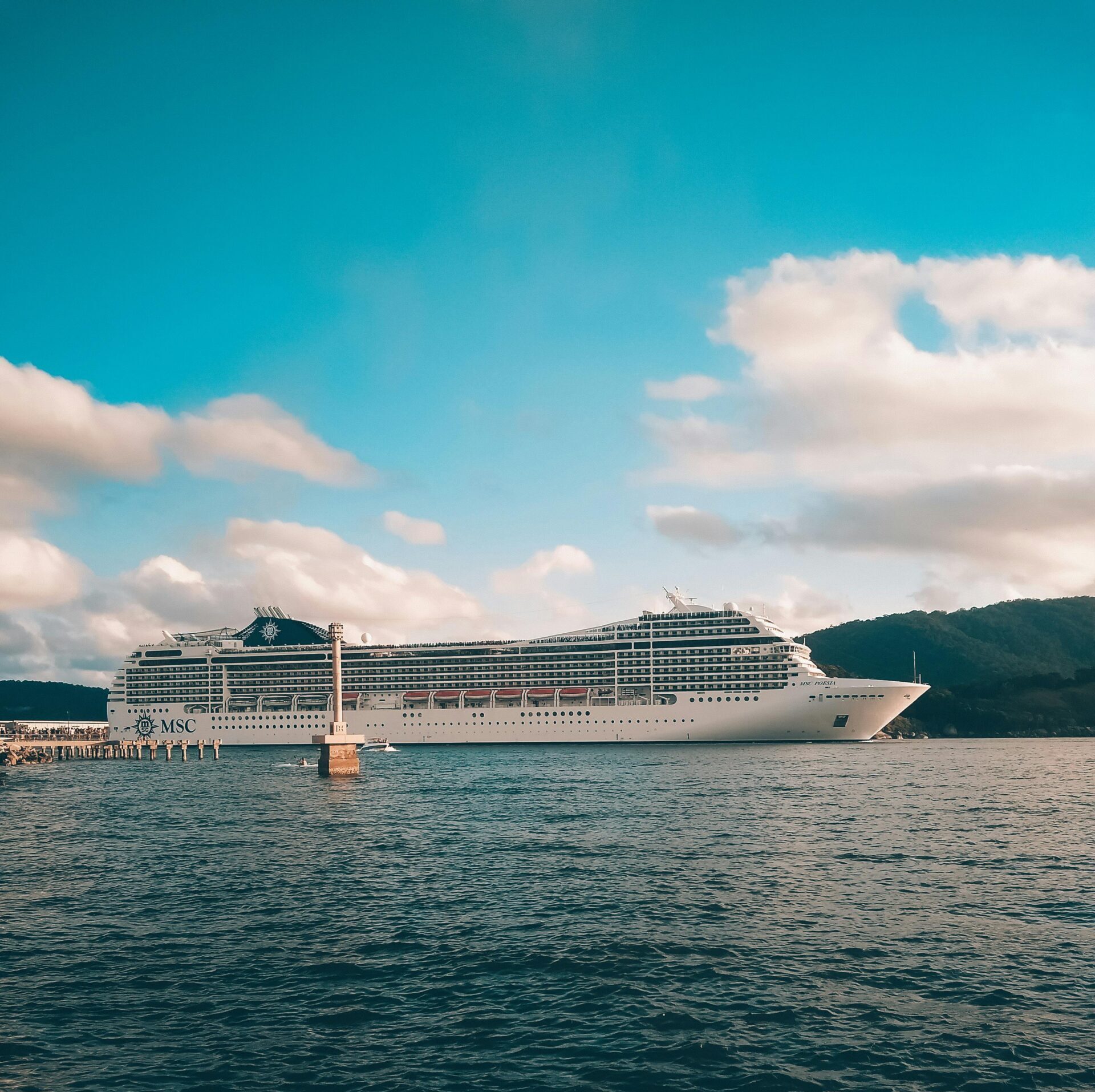 pexels brunocastelli 1838680 scaled e1760161201646